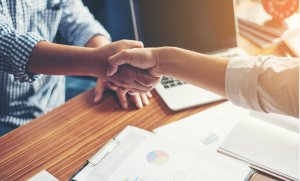 handshake in agreement