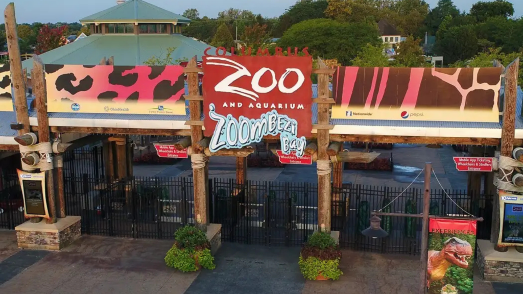 Columbus Zoo and Aquarium welcome sign